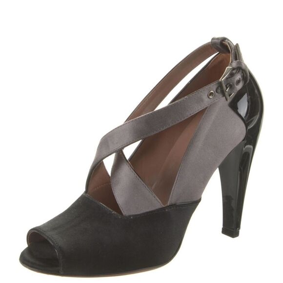 Alaia Patent Leather Heels - Picture 5 of 15